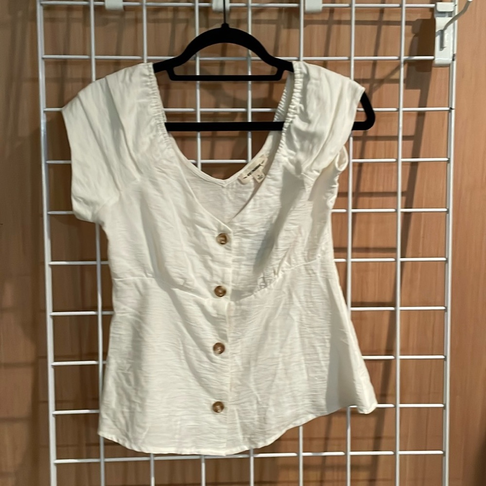 EE:Some White V-neck short sleeve. Button down NWT. Small